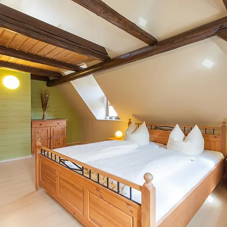 Schlag Apartman *